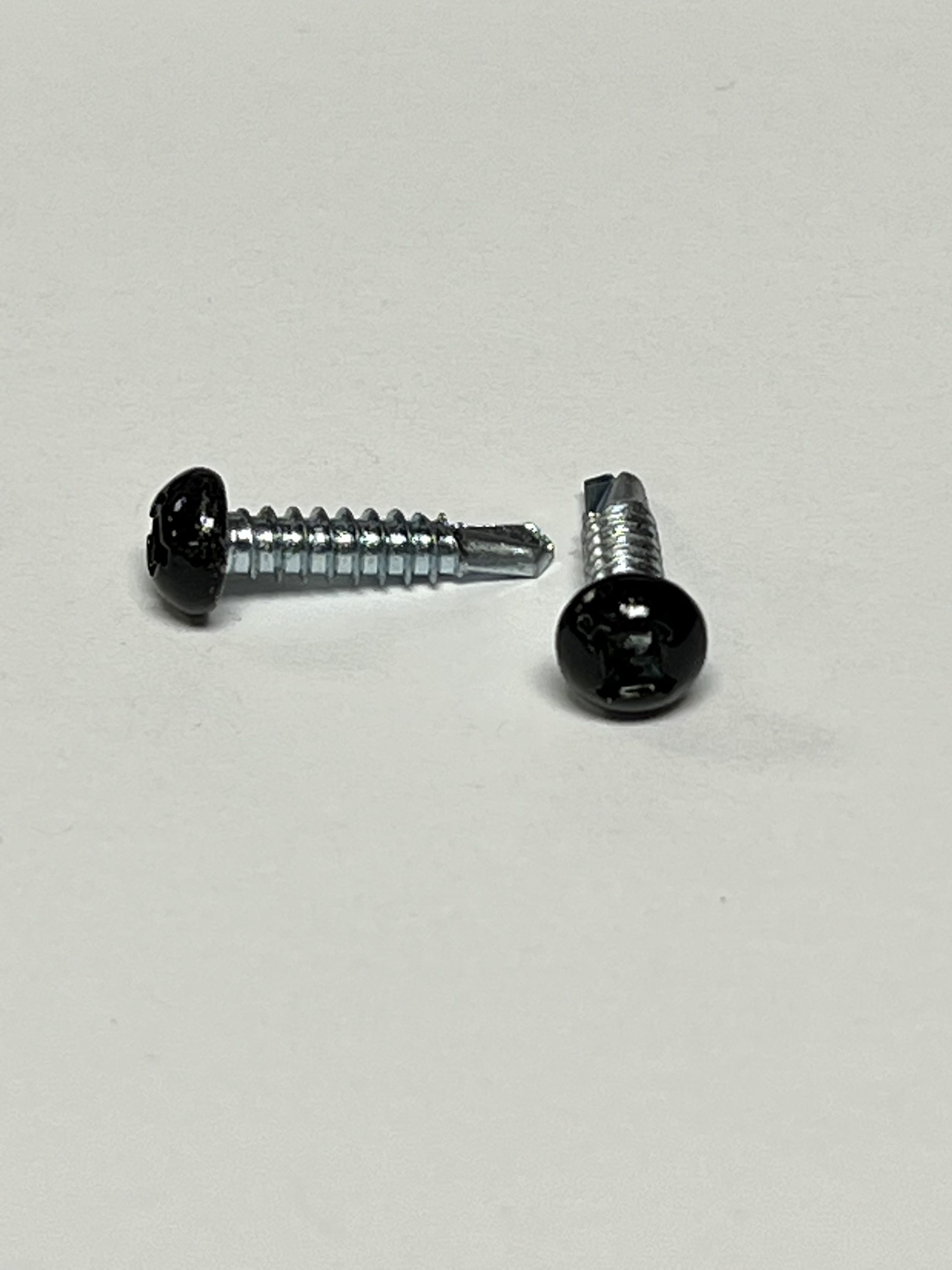 9,500 Pan Black Head Screw # 8 X 3/4" Quad Drive Self Tap Drilling Screws 